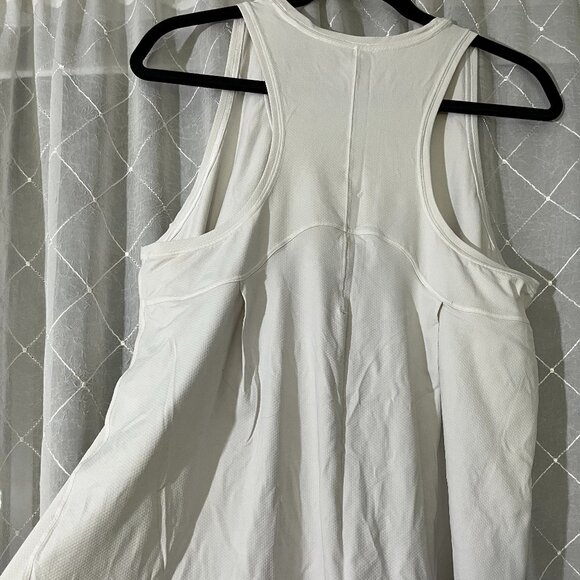 white lululemon tank top size 10 - Picture 3 of 4